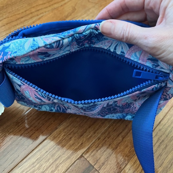 Simply Southern Belt Bag - Starfish Print in blue/pink, NWT - Picture 10 of 10